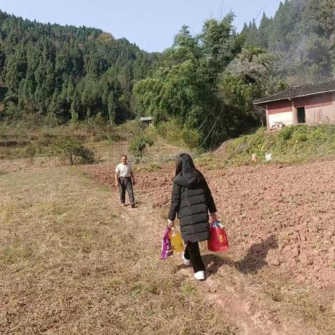 2021.12扶贫工作一直在路上