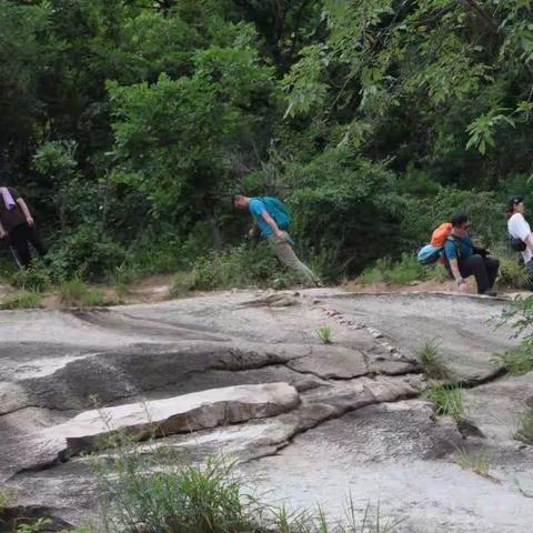 2018.7.7.岫岩石湖瀑布降