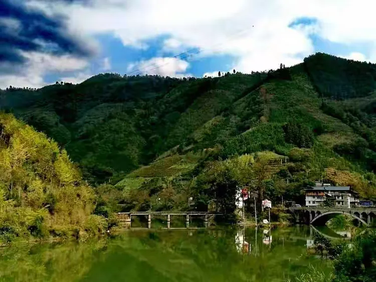 乐江乐土乐悠悠