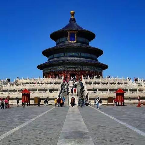 “激情八月、相约北京”邀请函