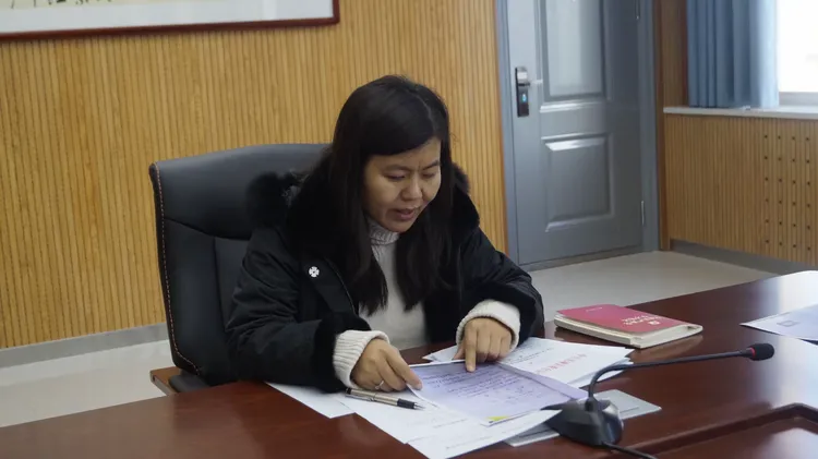 长庆小学召开修复净化党内政治生态警示教育大会