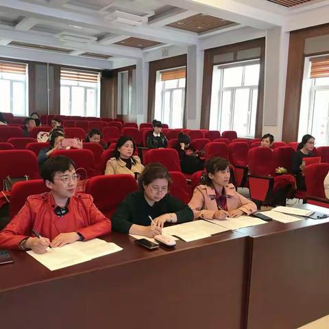 鹤岗市中小学悦动心灵读书演讲活动报道