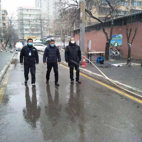 持续发力、深入排查，确保疫情防控工作有力有效