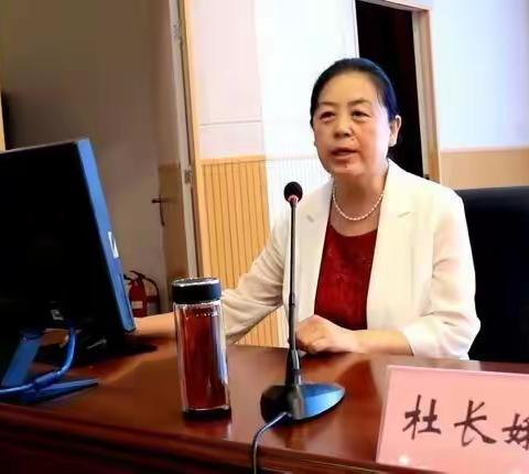 “遵循成长规律   静等花开”蒙阴县幼儿教师暑期培训三班学习纪实（一）