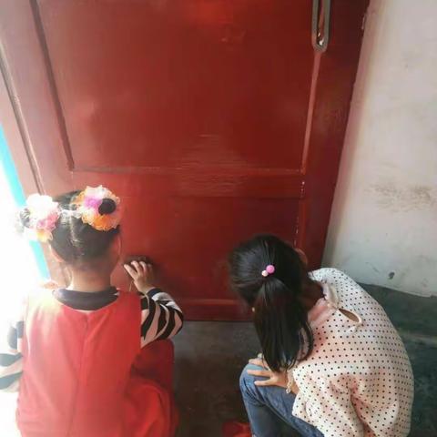 西平县权寨老温小学“垃圾不落地，西平更美丽”活动