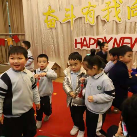 钢镚的快乐周末