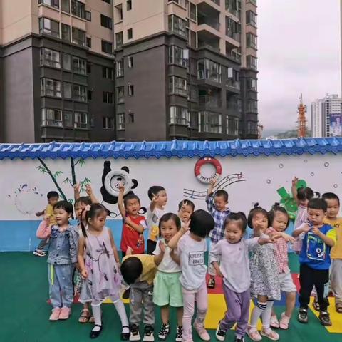 桑植思源附属幼儿园新生家长会—“家园共育 健康成长”