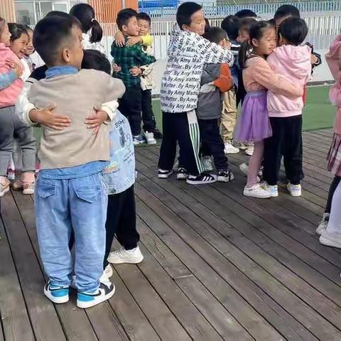 2022-19扬中市三环幼儿园大三班读书活动---幼小衔接之集体责任意识的培养专题学习