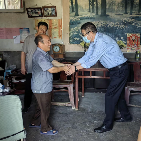 扎实开展入户走访  巩固脱贫攻坚成果