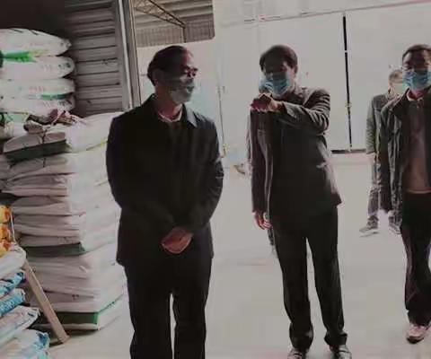 泰宁县委书记张春华到供销社调研春耕备耕工作