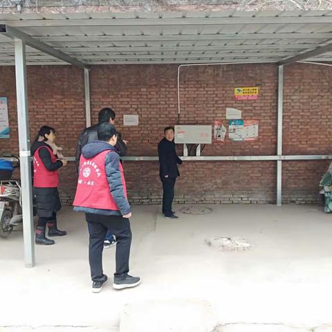 新丰街道庆山路社区开展春节前安全宣传和排查工作