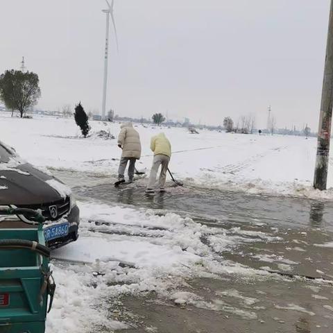 【全环境立德树人】大雪满校园，扫雪暖人心——记武胜桥镇北城小学教师扫雪纪实