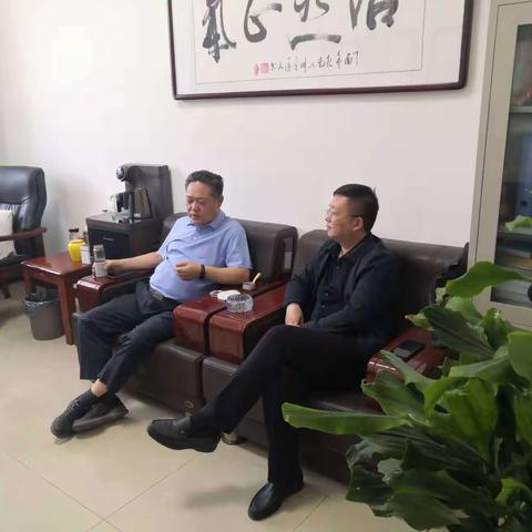 市民政局领导到我县督查指导疫情防控工作