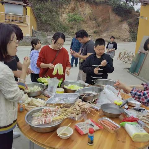 尚湖供开展“庆祝二十大、永远跟党走”工会活动