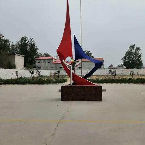 新冠无义师有情  隔开距离不隔爱