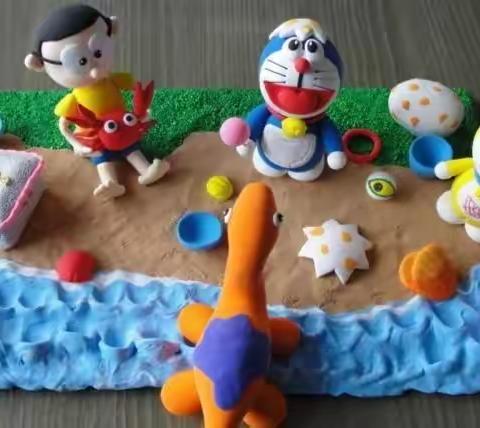 缤纷世界      创意无限——黉学门小学二二班社团活动“泡泡泥”展示