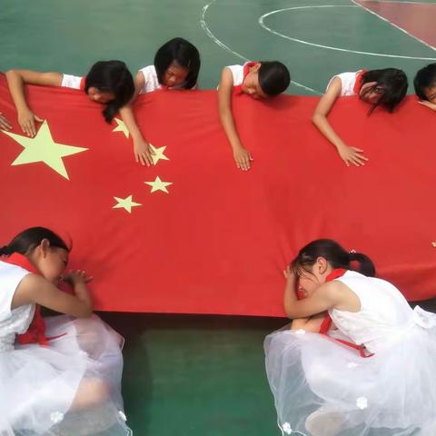 “扣好人生第一粒扣子”主题教育系列活动