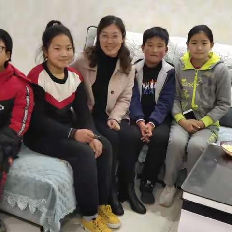 润物细无声，情暖家访路