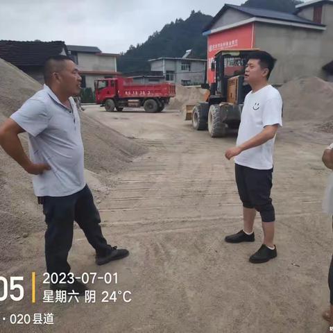 驱虎打狐，砥剑亮剑，桑植公司“组合营销”巧夺份额