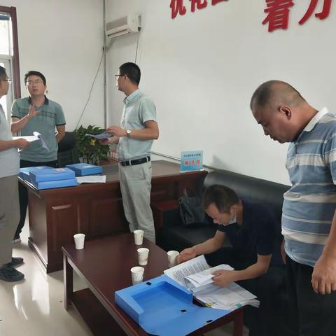 市农业农村局督导检查长安区户厕改造工作