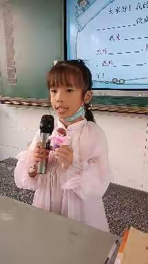 小小巧手“话”文化