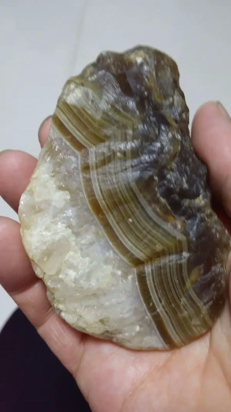 修身养性,我的玉石! 内蒙古阿荣旗彩玉!