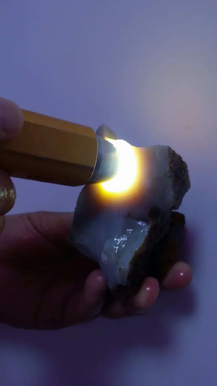 修身养性,我的玉石! 内蒙古阿荣旗彩玉!