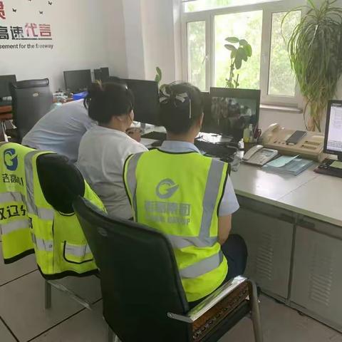 双辽东站7月份团日活动情况报导
