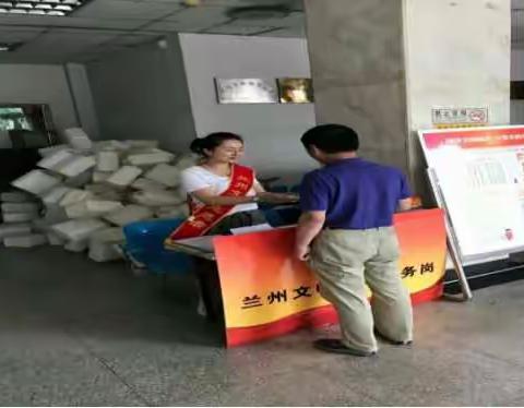 市疾控全程助力“创文” 积极开展24小时应急志愿服务活动