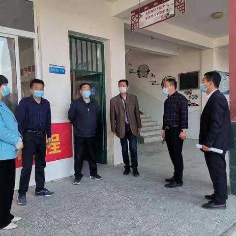 邓州市彭桥镇一初中九年级学生返校复学