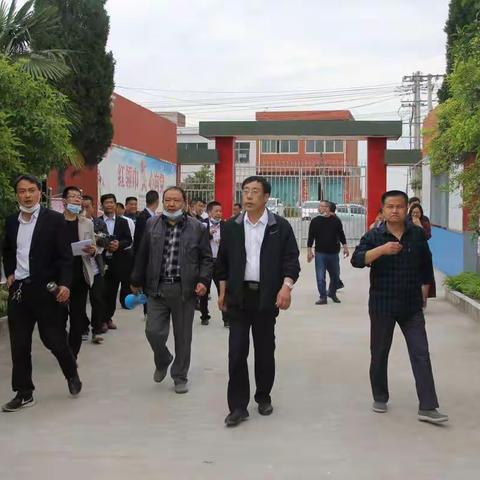 补短板  堵漏洞  强弱项  奋力实现均衡目标       出实招  干实事  定目标  全面提升办学效益