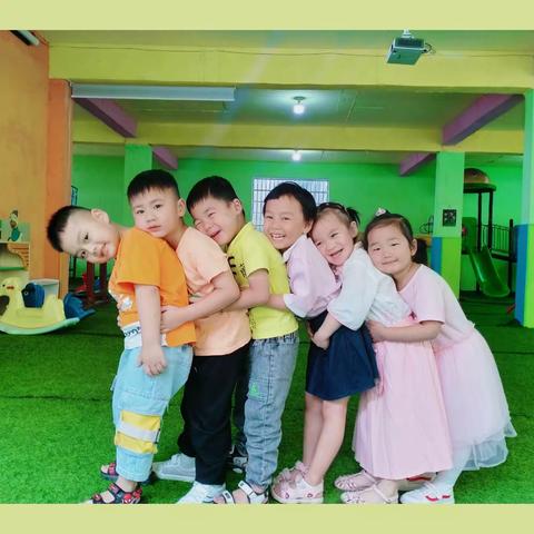 育苗小（二）班——幼儿园成长的第一次