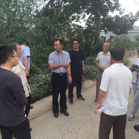 公安局长李虎彦到石洞乡调研