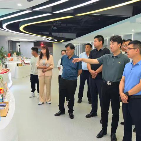 【走出去 引进来 转思路 求发展】149团党委副书记、团长范永兵带队赴潍坊市招商引资