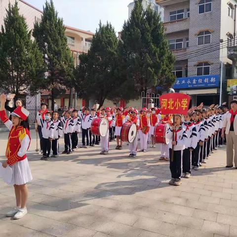 铭记历史，缅怀英雄-------河北小学开展爱国教育活动