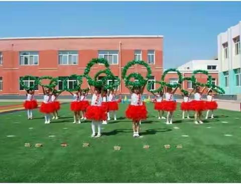 “沐浴亲情 分享快乐”杨士岗学校 中心幼儿园开展亲子活动