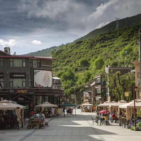 卓克基官寨_建筑奇观