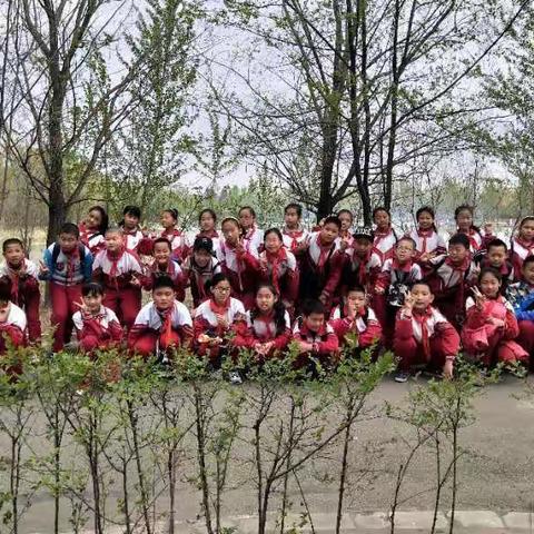 走出校园亲临大漠——托克托县神泉——快乐之旅！