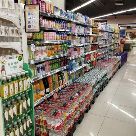 公安路店饮料陈列
