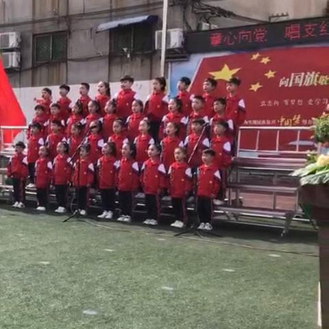 育新学校学前一班“我劳动、我快乐”劳动光荣