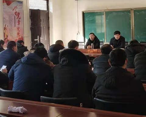 发挥示范引领  打造高效课堂