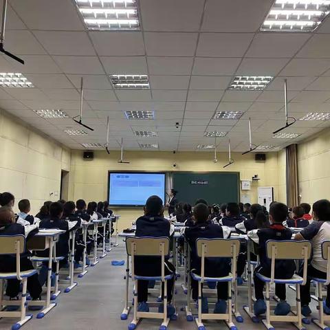 “引领为先，垂身示范”—鹿鸣学校示范课活动