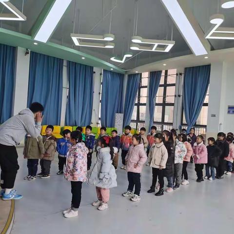 幼儿体育游戏   助力健康成长——合肥市榆林桥畔幼儿园大三班体育游戏活动