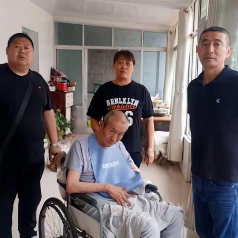 银行服务无小事 上门服务暖人心