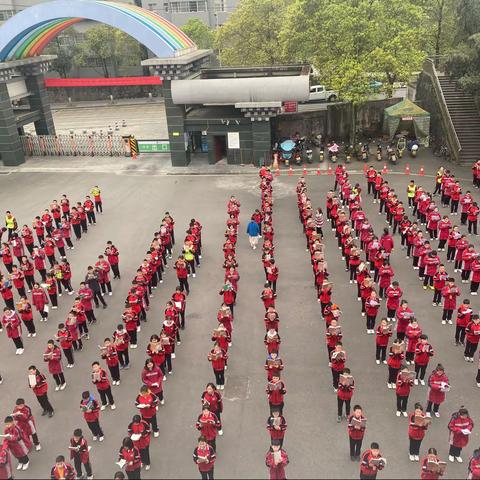 记初一年级一次体育大课间