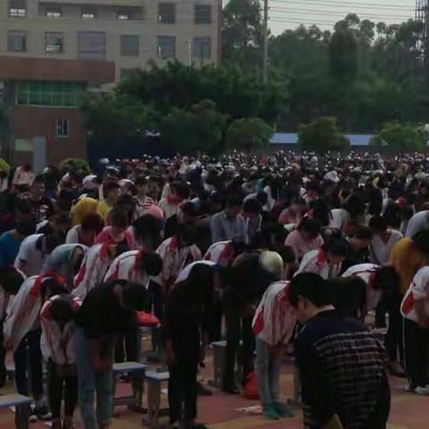 让爱你的人为你自豪