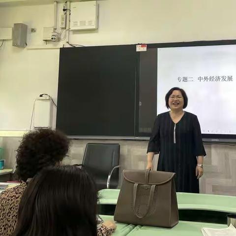 “专题引领      精准帮扶”——记万柏林历史学科第四次精准帮扶活动