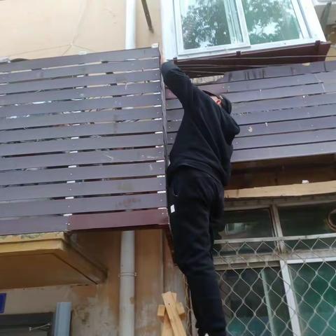 杆石桥：【创城进行时】七一小区社区迅速整改创嘟嘟问题