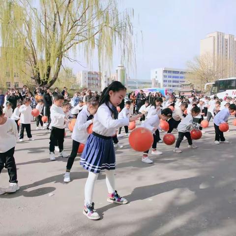 童心向党时代向上  运动献礼建党百年—凌源市回民小学附属幼儿园2021年春季亲子运动会胜利召开