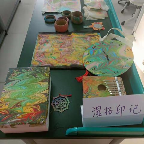 潘南北校科学课程成果展示之湿拓印记